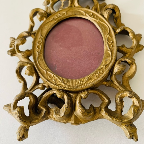 Vintage Ormolu Picture Frame Cost Iron Easel Table Top - Picture 7 of 10